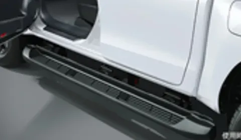 Estribo Eléctrico (solo lado conductor) GR para Toyota Hilux GR-Sport III