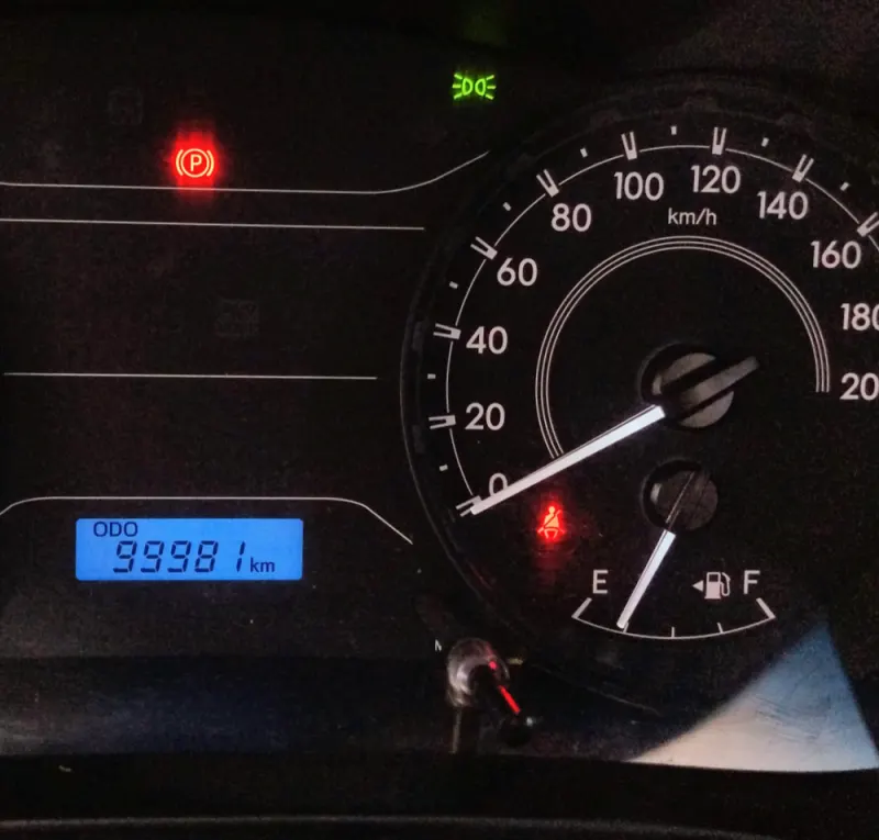 Toyota Hilux DX SC 4x4 2.4 TDI, foto 10