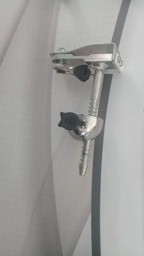 Candado de seguridad rueda auxilio para Toyota Hilux DX/SR