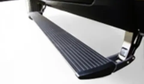 Estribo Eléctrico GR para Toyota Hilux GR-Sport III