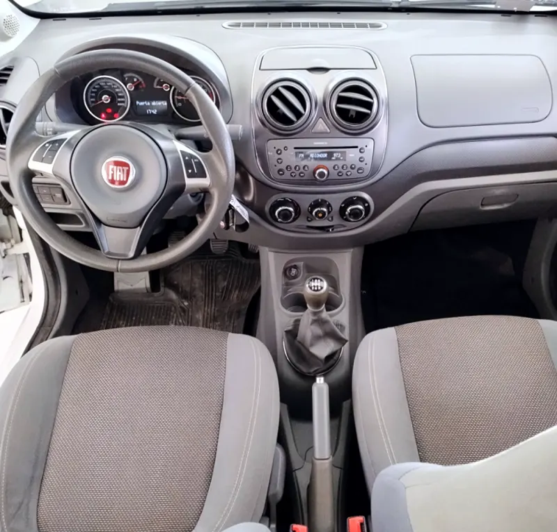 Fiat Palio 1.6 Essence 5 puertas, foto 10