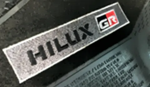 Kit Alfombras GR para Toyota Hilux GR-Sport III