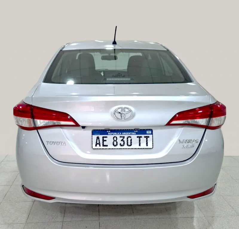 Toyota Yaris XLS Pack 4 puertas CVT, foto 2